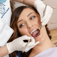 dental-hygienist